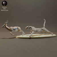 Cheetah Hunting Gazelle 75mm (1/24 scale)